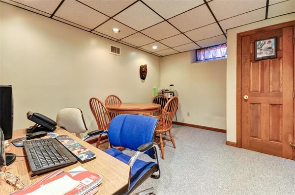 33 Lawrence Road Plymouth, MA 02360 - Photo 27 of 30 Gallery Image 27