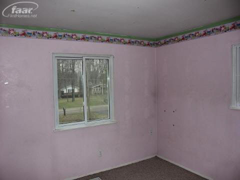 1152 Ransom Drive Flint, MI 48507 - Photo 9 of 26 20353862-8.JPG