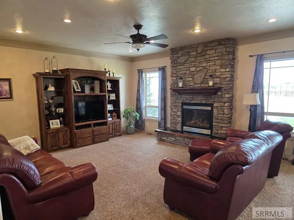 $1,069,000 | 264 South 5000 West, Rexburg, ID 83440