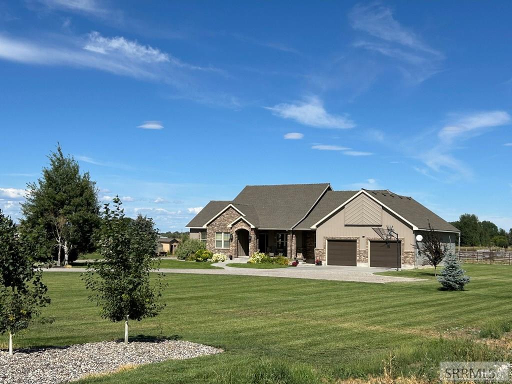 264 South 5000 West Rexburg, ID 83440 - Photo 3 of 72