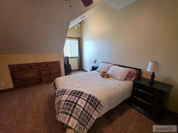 $1,069,000 | 264 South 5000 West, Rexburg, ID 83440