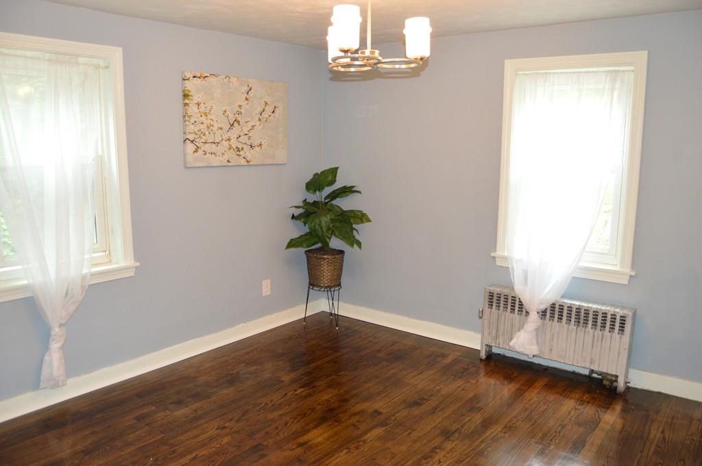 12 Carleton Road Leicester, MA 01542 - Photo 4 of 27 Gallery Image 4