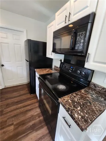 $2,300 | 266 Bald Eagle Drive, Richmond Hill, GA 31324