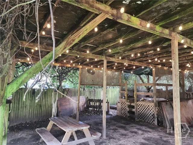 $2,300 | 266 Bald Eagle Drive, Richmond Hill, GA 31324