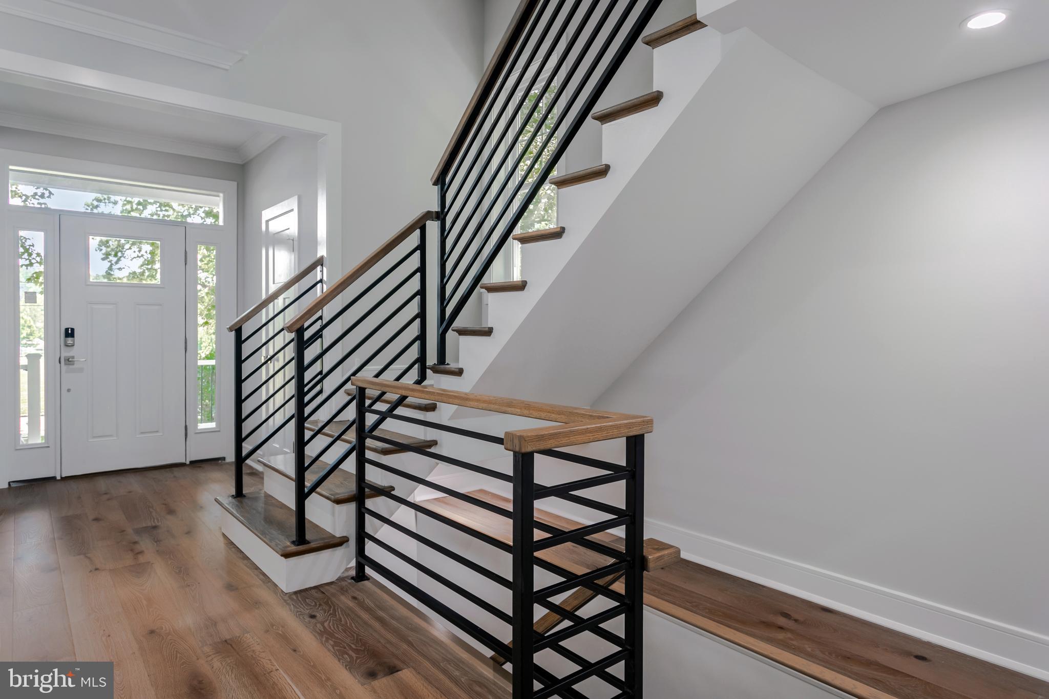 10 Clover Lane Wayne, PA 19087 - Photo 12 of 66 Front Entry/Staircase