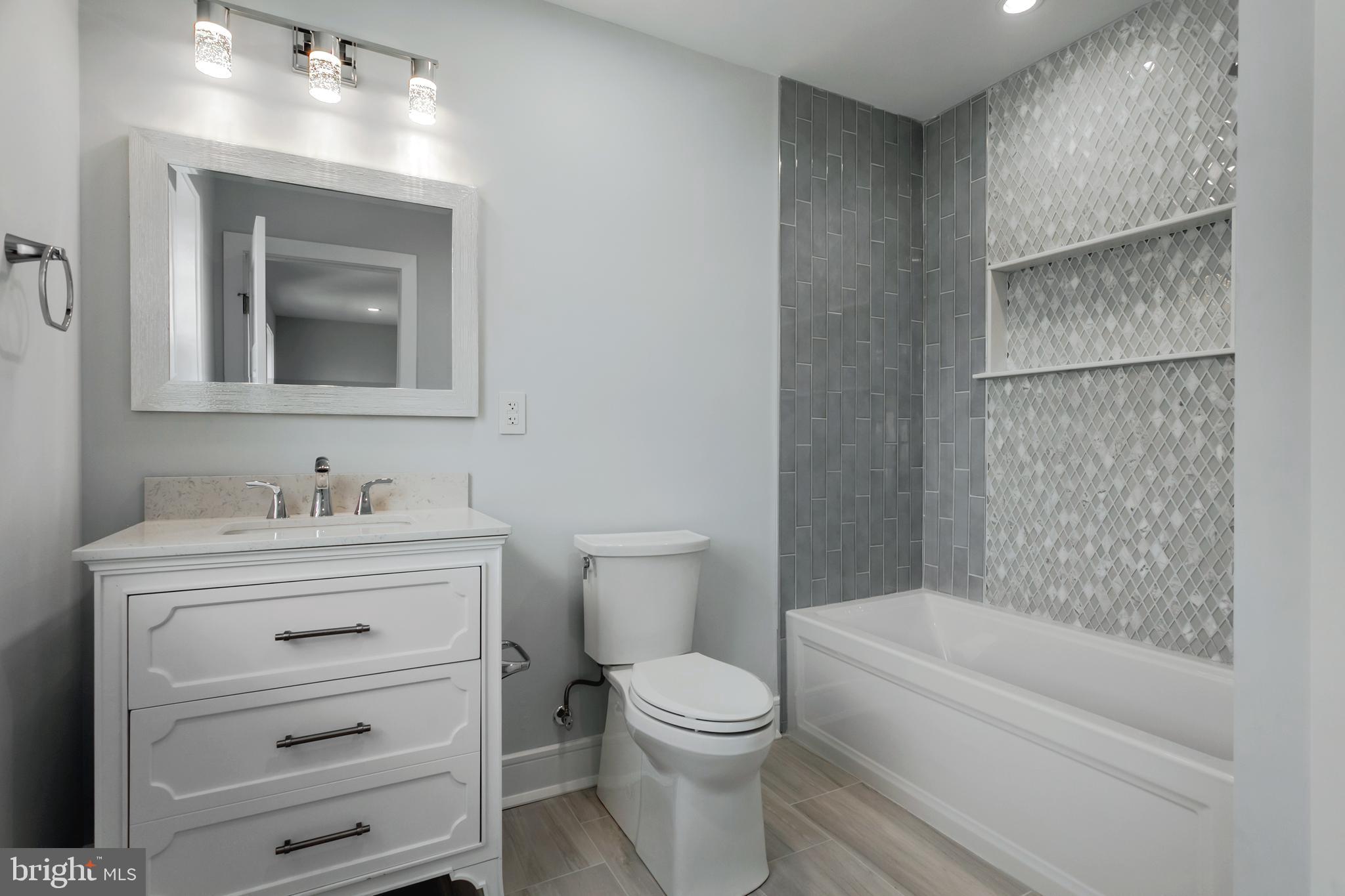 10 Clover Lane Wayne, PA 19087 - Photo 55 of 66 3rd Flr Bath