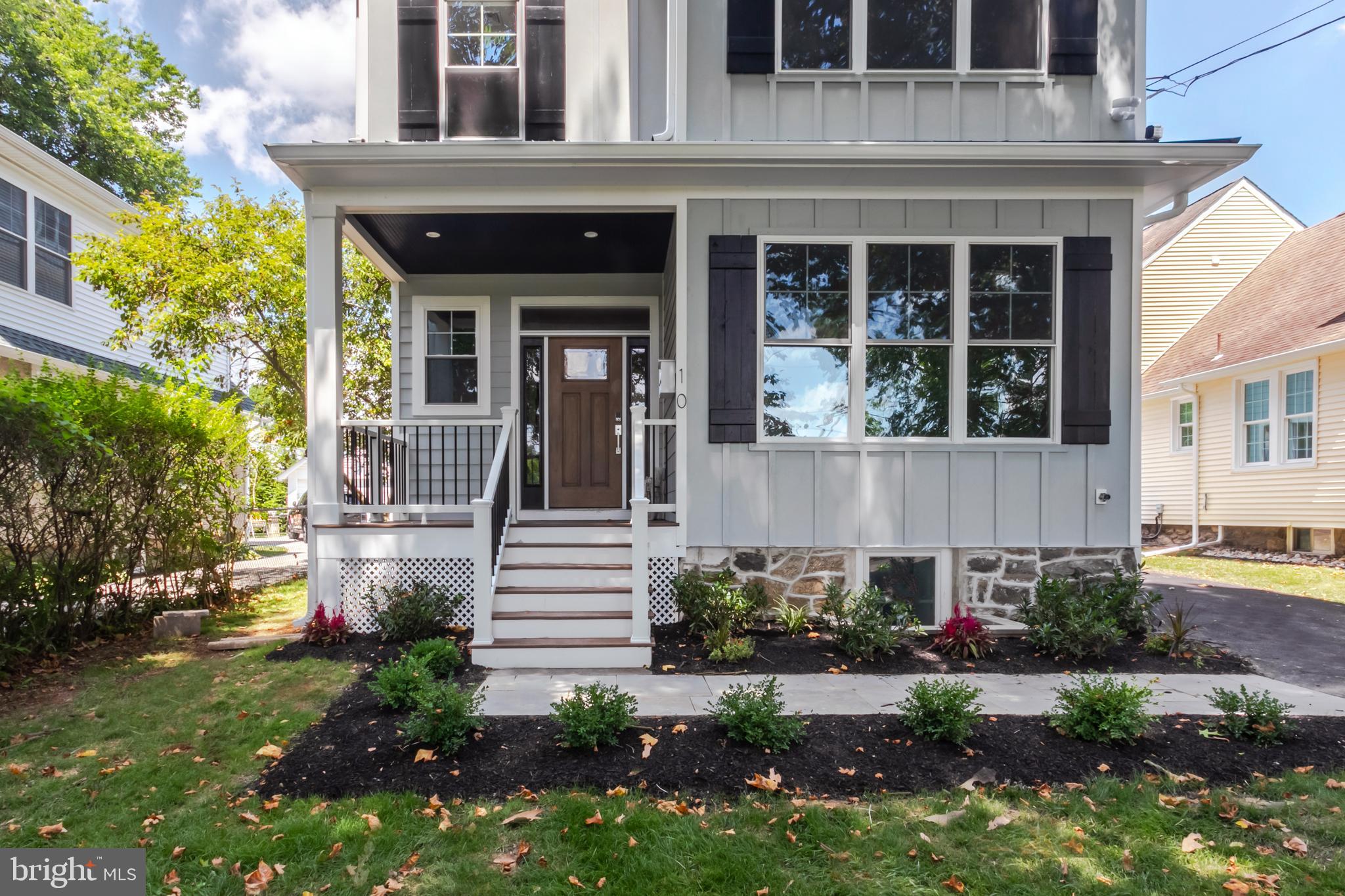 10 Clover Lane Wayne, PA 19087 - Photo 8 of 66 Front Porch