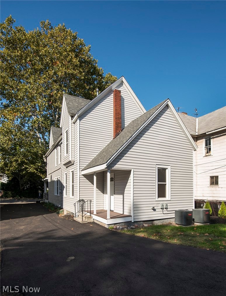 2501 Scranton Road Cleveland, OH 44113 - Photo 28 of 30 Gallery Image 28