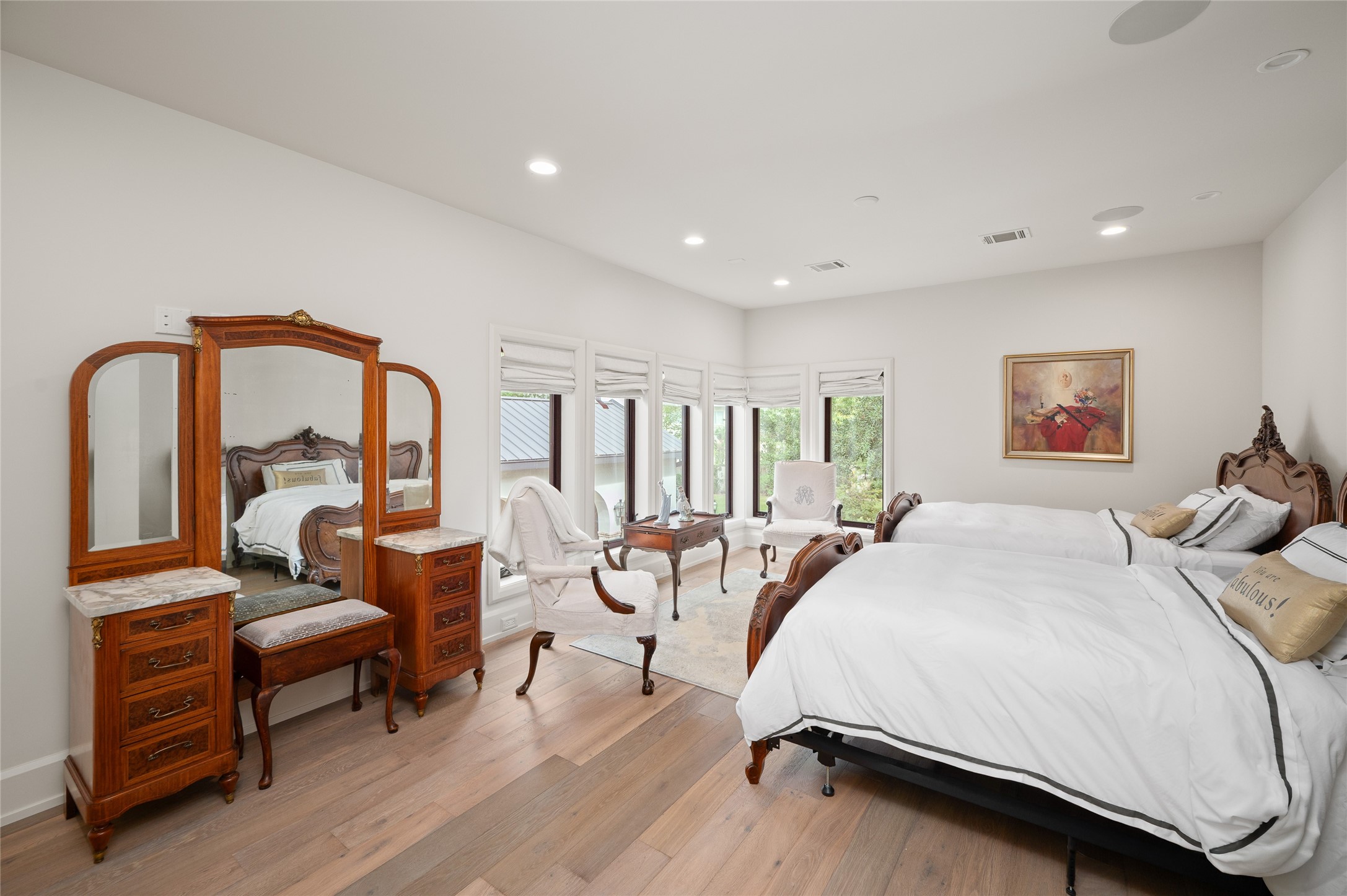 11518 Shadow Way Street Houston, TX 77024 - Photo 31 of 50 One of the spacious secondary bedrooms offers ample natural light, generous closet space, and an en-suite bath for added comfort and privacy.
