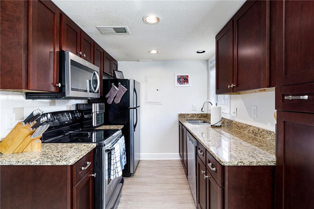 6900 Roswell Road, Unit 3E Atlanta, GA 30328 - Photo 13 of 29