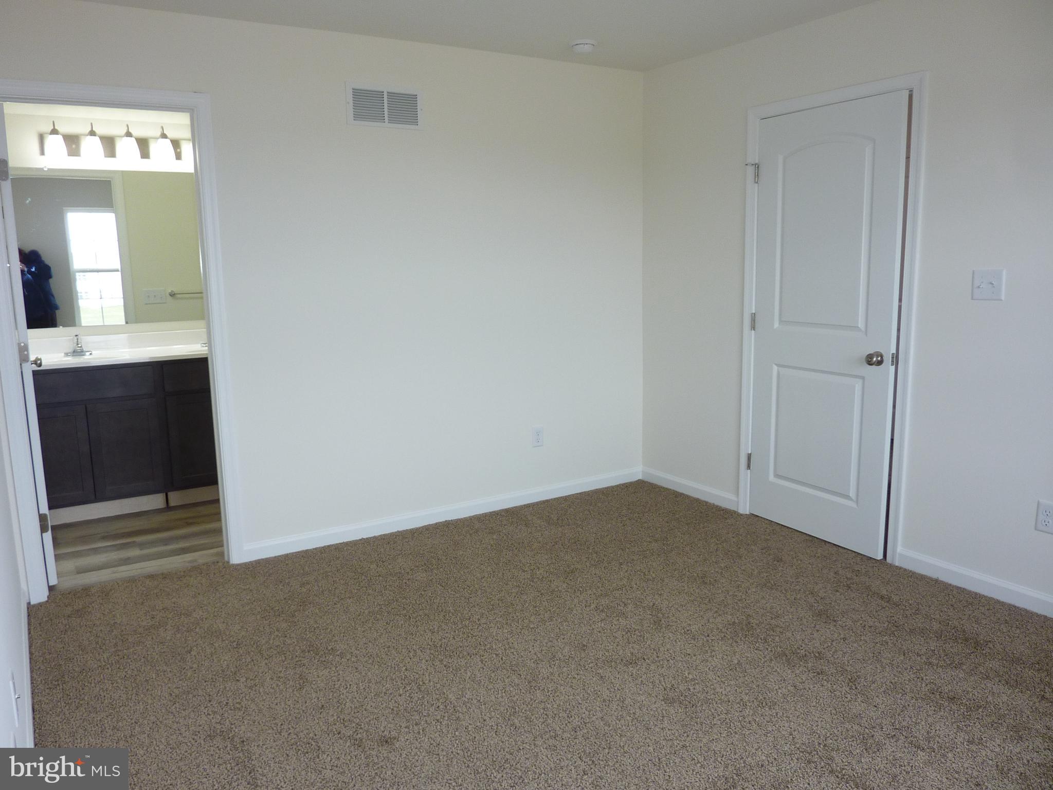 280 Doylestown Road Smyrna, DE 19977 - Photo 17 of 37 an empty room with windows