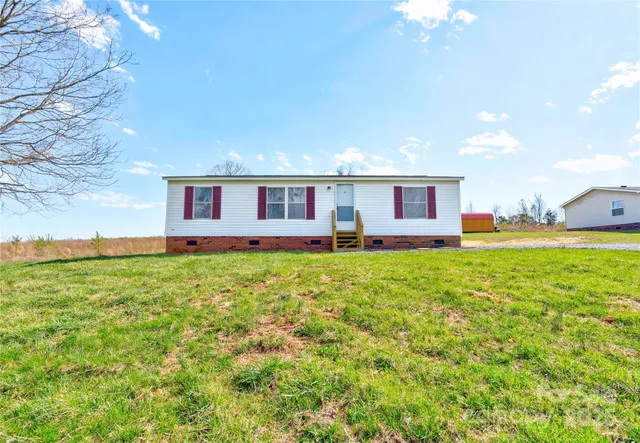 $175,000 | 104 Buck Haven Court, Lawndale, NC 28090