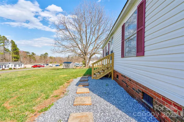 $175,000 | 104 Buck Haven Court, Lawndale, NC 28090