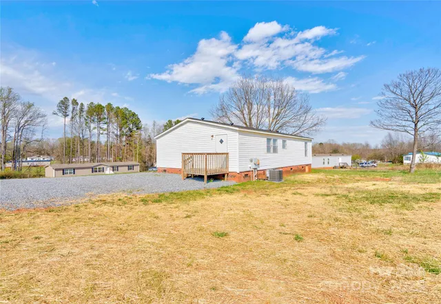 $175,000 | 104 Buck Haven Court, Lawndale, NC 28090