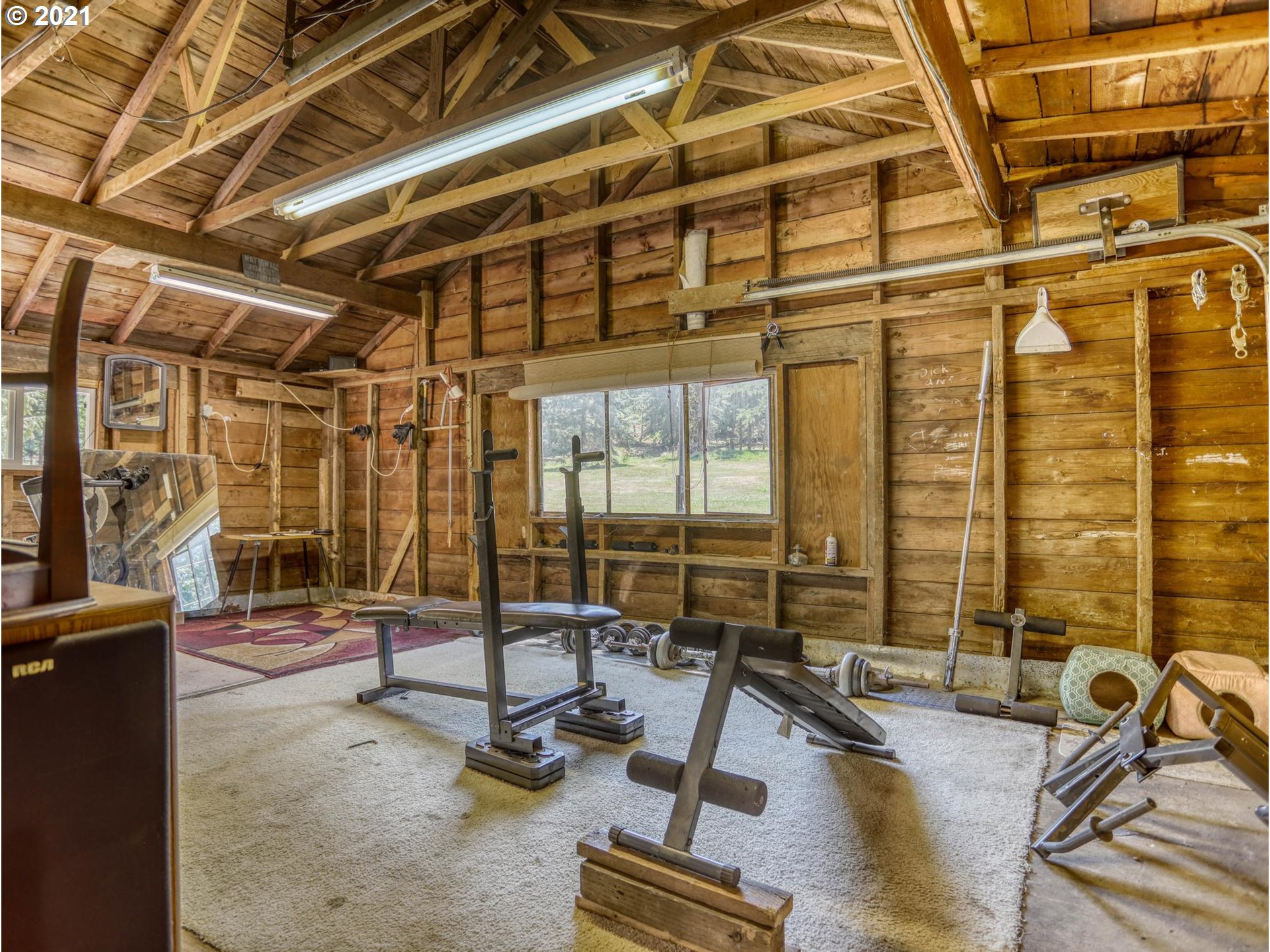 21070 Southeast Bornstedt Road Sandy, OR 97055 - Photo 18 of 31 a view of a room with gym equipment