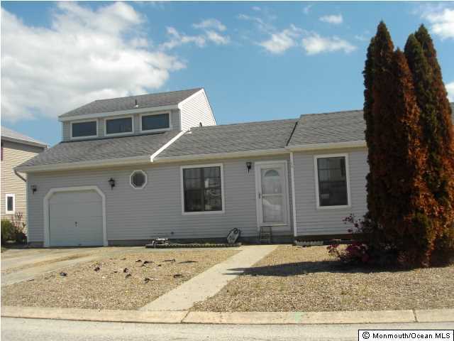 112 Peter Road Manahawkin, NJ 08050 - Photo 1 of 3 Primary Photo