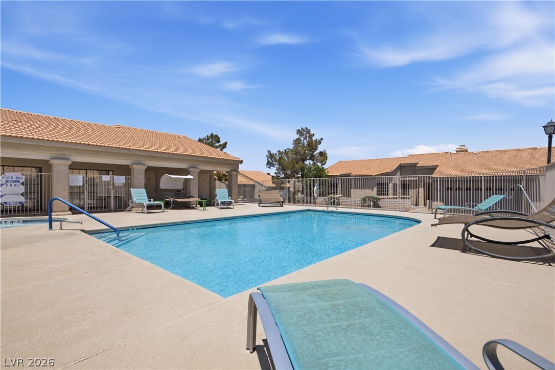 251 North Cimarron Road Las Vegas, NV 89145 - Photo 35 of 41