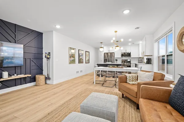 $975,000 | 1830 Mckinley Street Northeast, Minneapolis, MN 55418