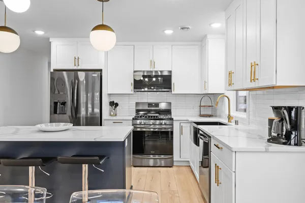 $975,000 | 1830 Mckinley Street Northeast, Minneapolis, MN 55418