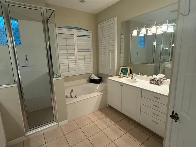 $5,500 | 7714 Ashley Circle, Bradenton, FL 34201