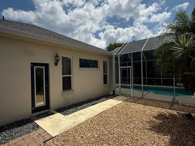 $5,500 | 7714 Ashley Circle, Bradenton, FL 34201