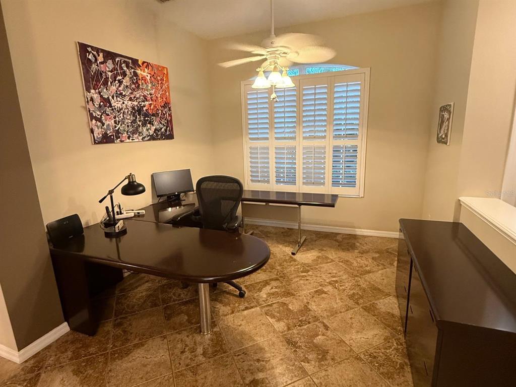 7714 Ashley Circle Bradenton, FL 34201 - Photo 5 of 30