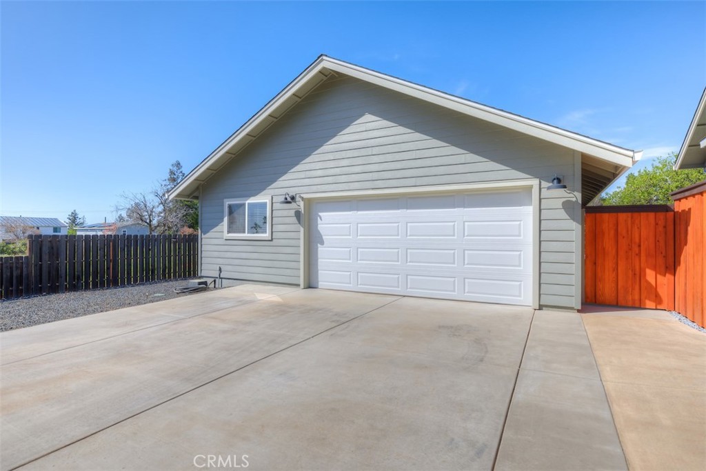95 Sutter Road Paradise, CA 95969 - Photo 28 of 47 a view of a house with a garage