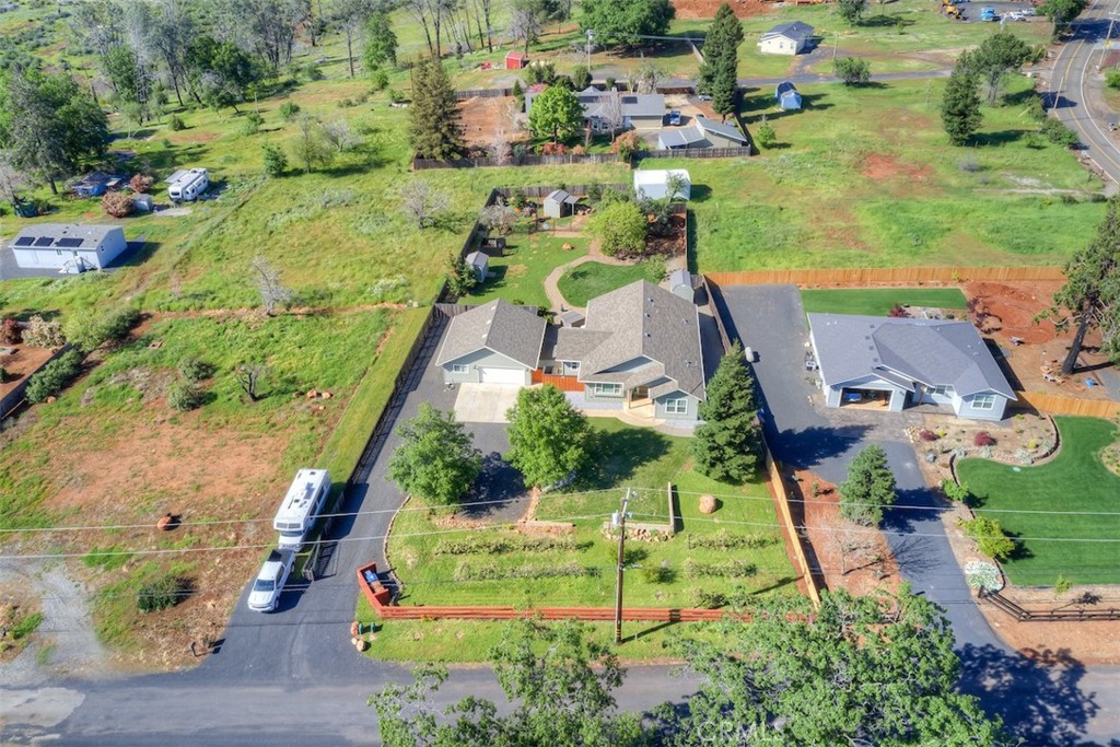 95 Sutter Road Paradise, CA 95969 - Photo 46 of 47 an aerial view of residential houses with outdoor space