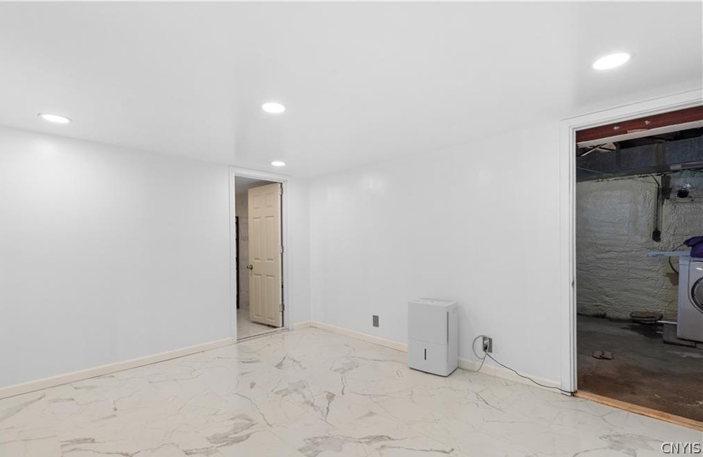 1809 Lansing Street Utica, NY 13501 - Photo 28 of 35