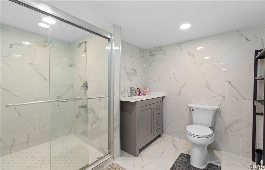 1809 Lansing Street Utica, NY 13501 - Photo 29 of 35