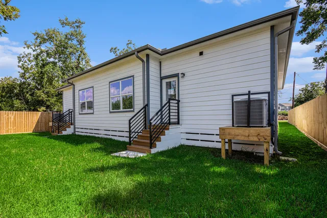 $514,900 | 4825 Pederson Street, Unit A AND B, Houston, TX 77033