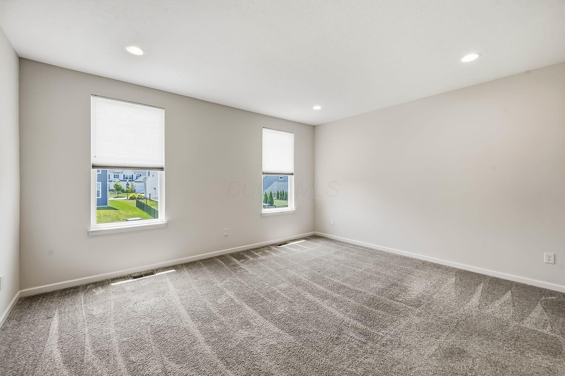 324 Solar Wind Road Delaware, OH 43015 - Photo 28 of 59 Primary Bedroom