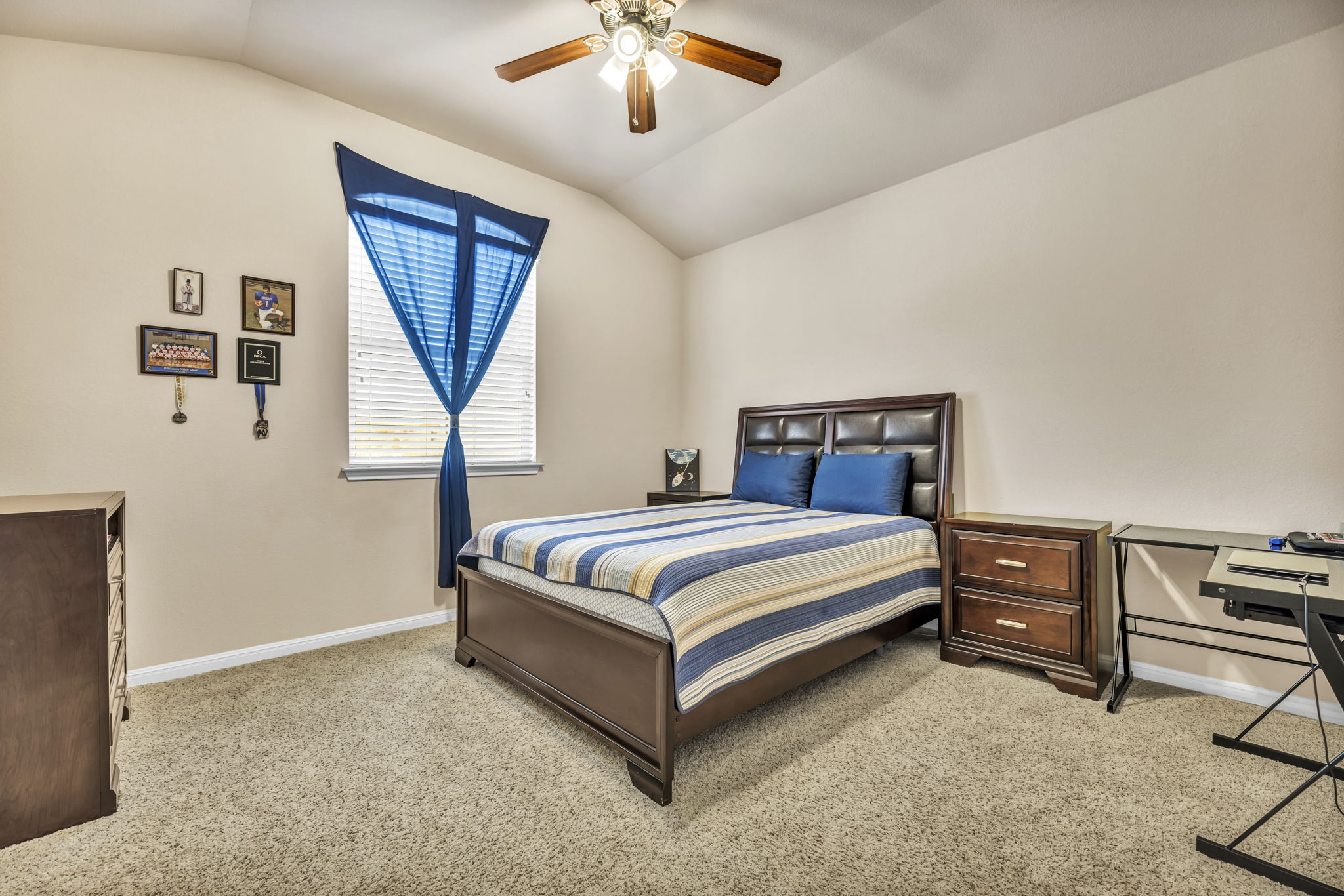 7320 Bandera Ranch Trail, Unit B Austin, TX 78750 - Photo 21 of 27 Bedroom #2 on second level