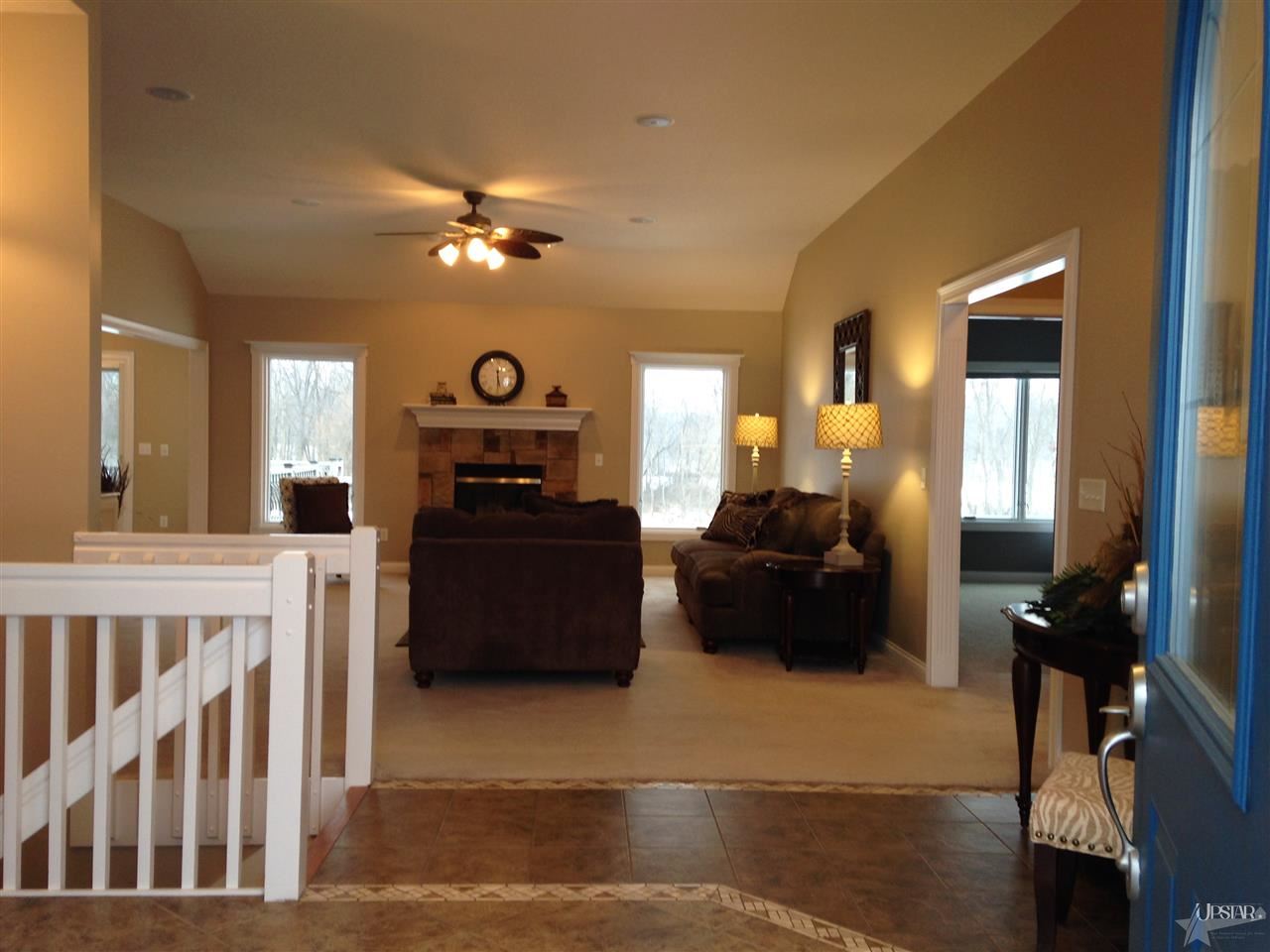6507 Hollopeter Road Leo, IN 46765 - Photo 4 of 30