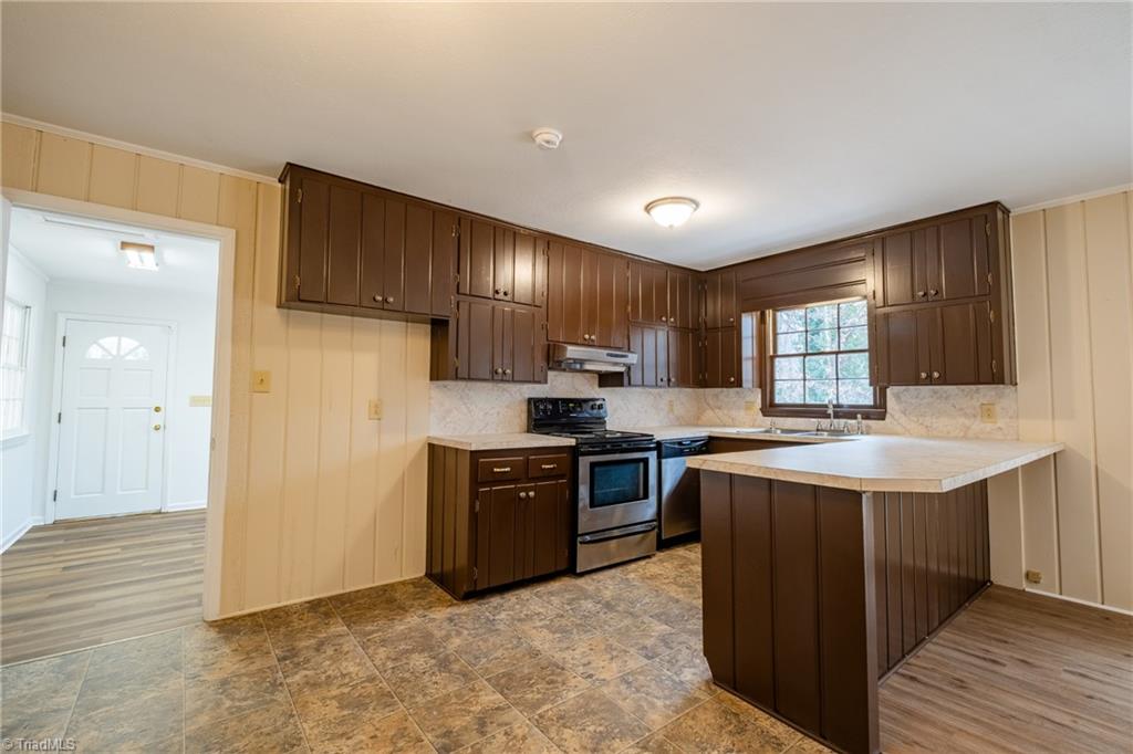 797 Ashley Drive Rural Hall, NC 27045 - Photo 6 of 29 Gallery Image 6