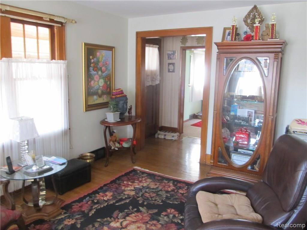 6077 Wayne Road Romulus, MI 48174 - Photo 8 of 31