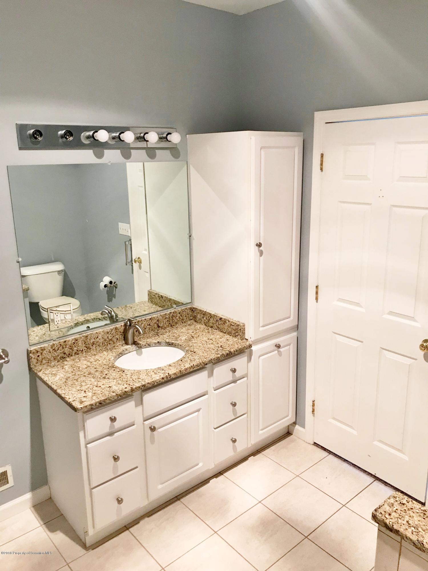 19 Waterford Road Clarks Summit, PA 18411 - Photo 11 of 20 Gallery Image 11
