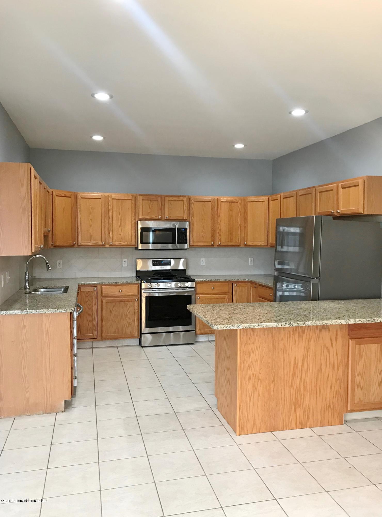 19 Waterford Road Clarks Summit, PA 18411 - Photo 4 of 20 Gallery Image 4