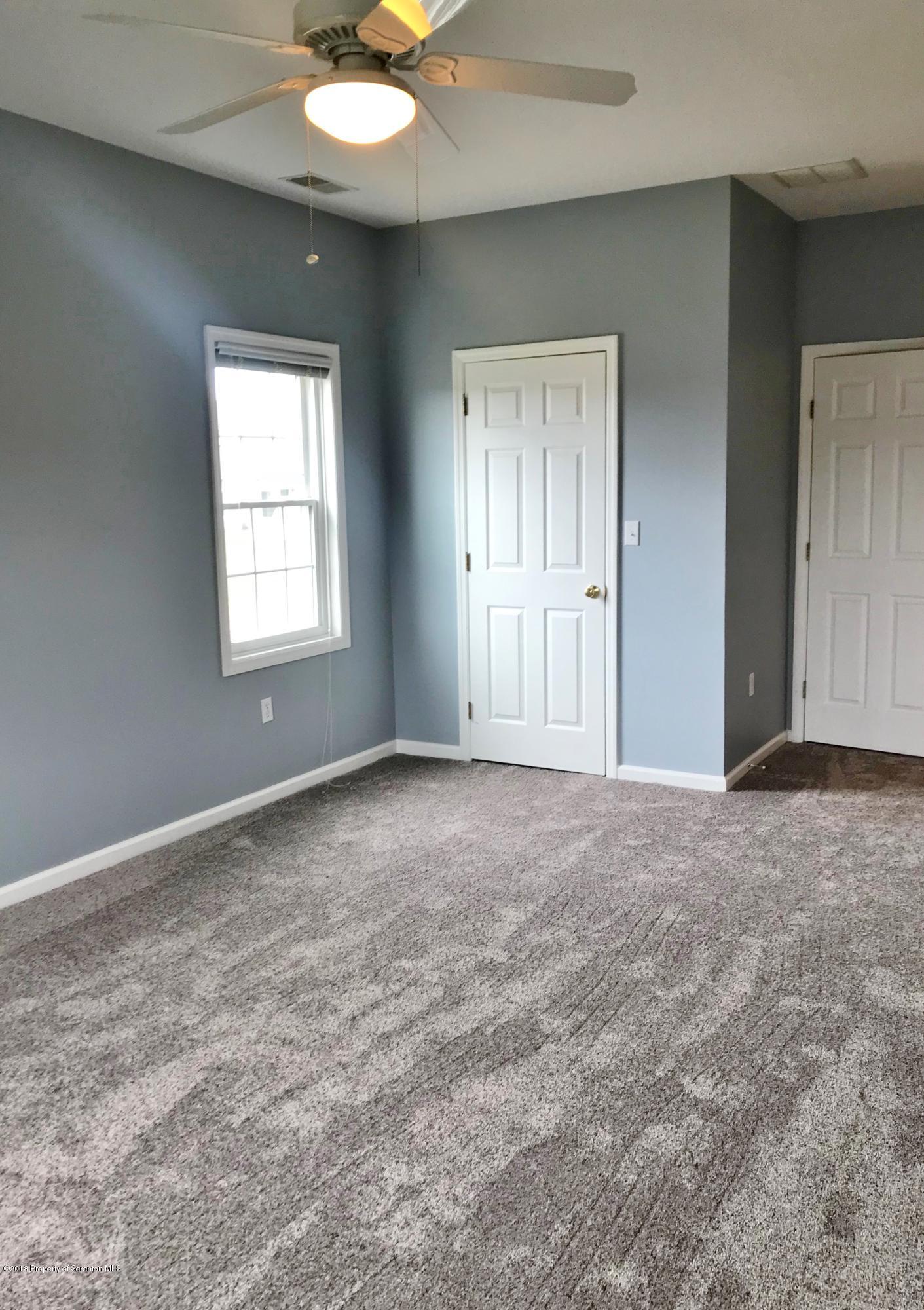 19 Waterford Road Clarks Summit, PA 18411 - Photo 7 of 20 Gallery Image 7