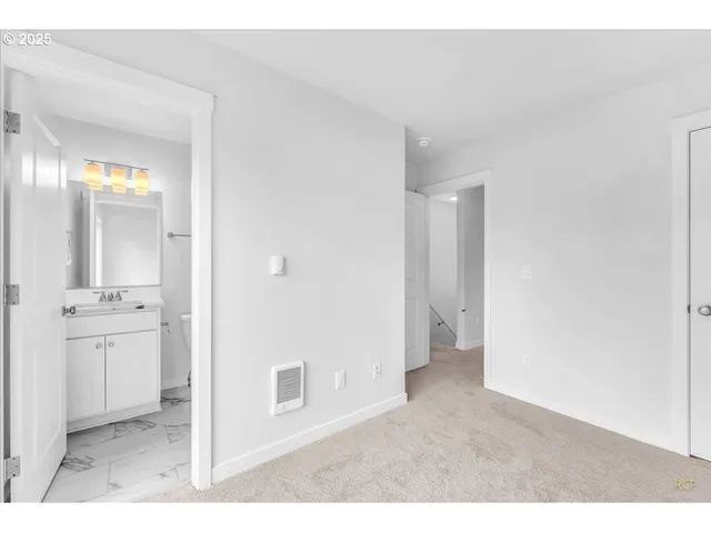 $299,900 | 9416 North Bristol Avenue, Portland, OR 97203