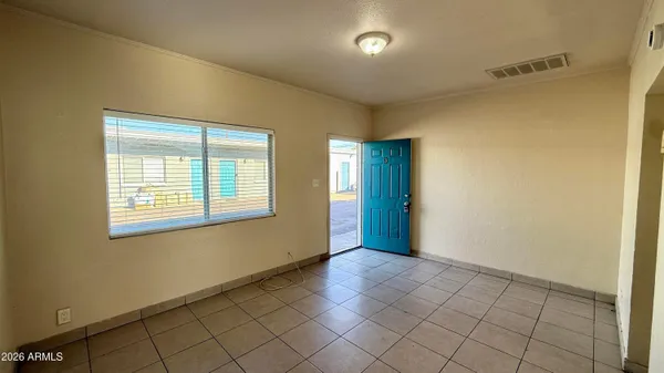 $749 | 1233 West Pierce Street, Unit 3, Phoenix, AZ 85007