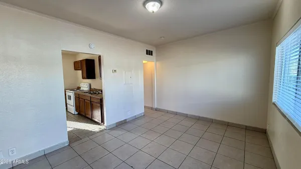 $749 | 1233 West Pierce Street, Unit 3, Phoenix, AZ 85007