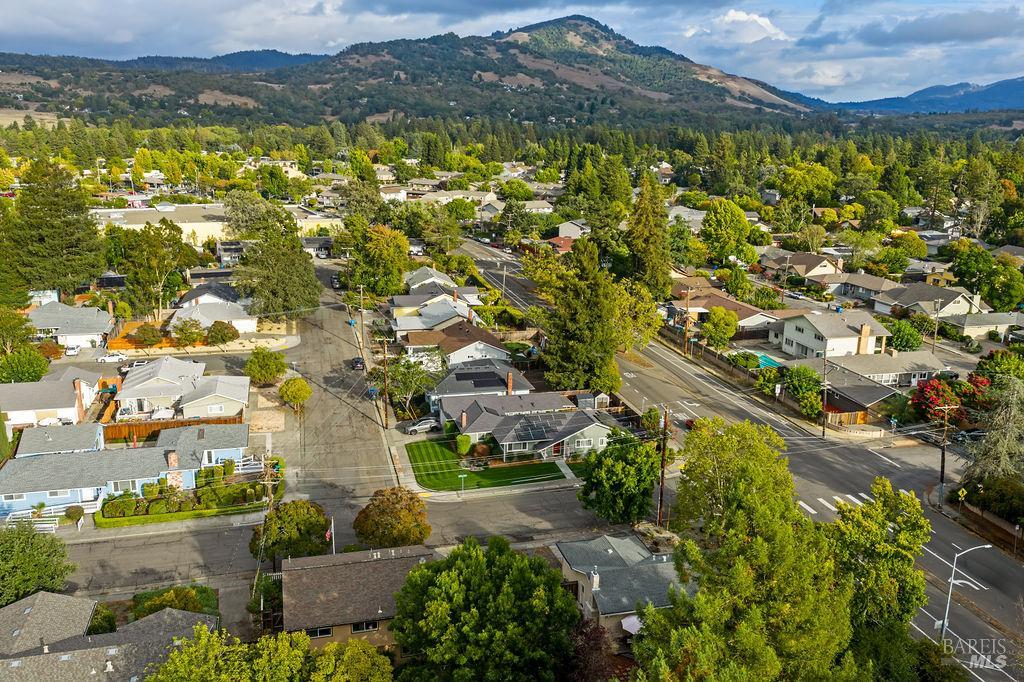 2635 Canterbury Drive Santa Rosa, CA 95405 - Photo 23 of 72