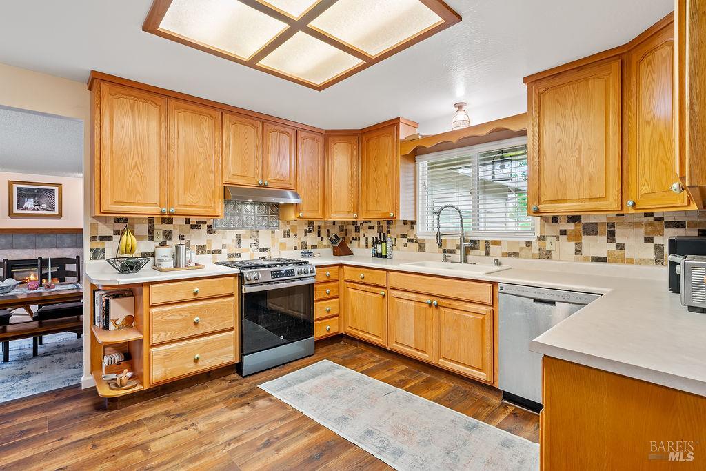 2635 Canterbury Drive Santa Rosa, CA 95405 - Photo 57 of 72