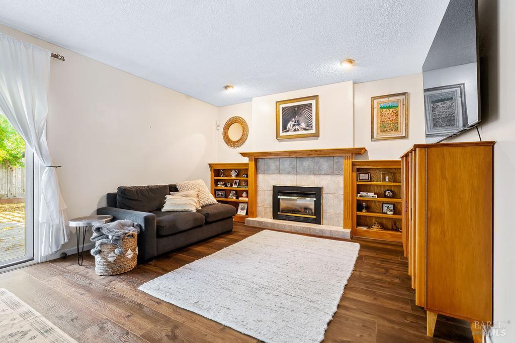 2635 Canterbury Drive Santa Rosa, CA 95405 - Photo 9 of 72