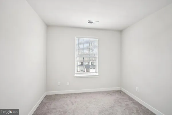 $399,900 | 2055 Rivers Drive, Newark, DE 19702