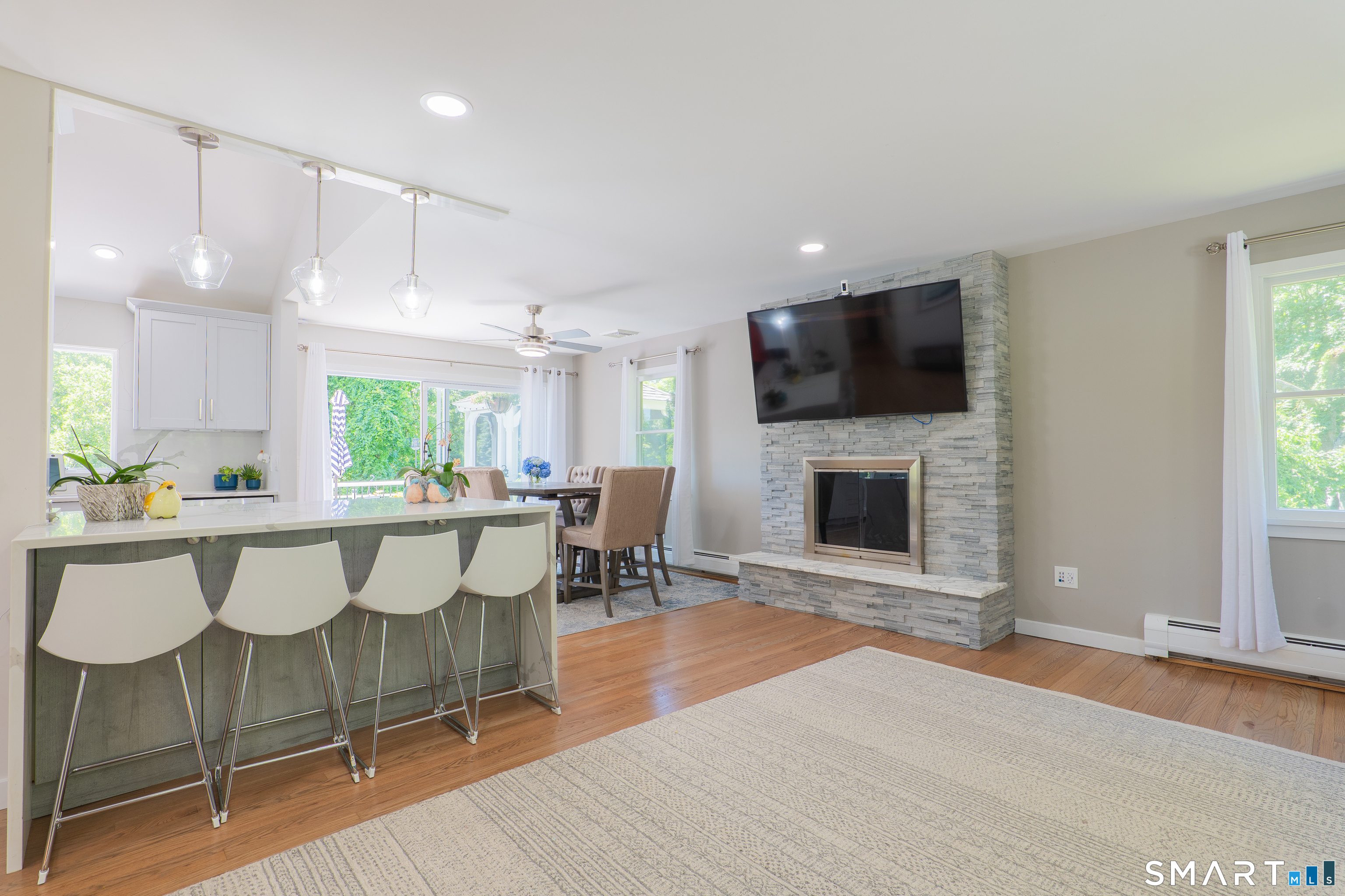 15 Farrell Road Newtown, CT 06470 - Photo 10 of 40