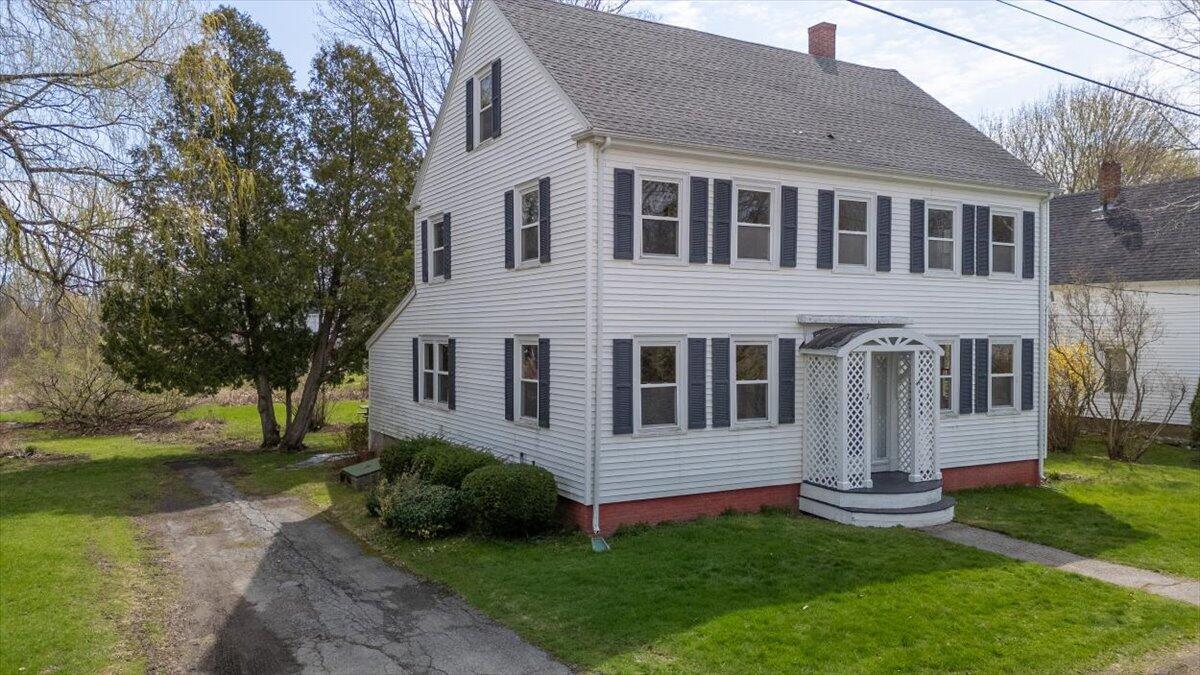 21 Georges Street Thomaston, ME 04861 - Photo 3 of 88 85-21 Georges-85
