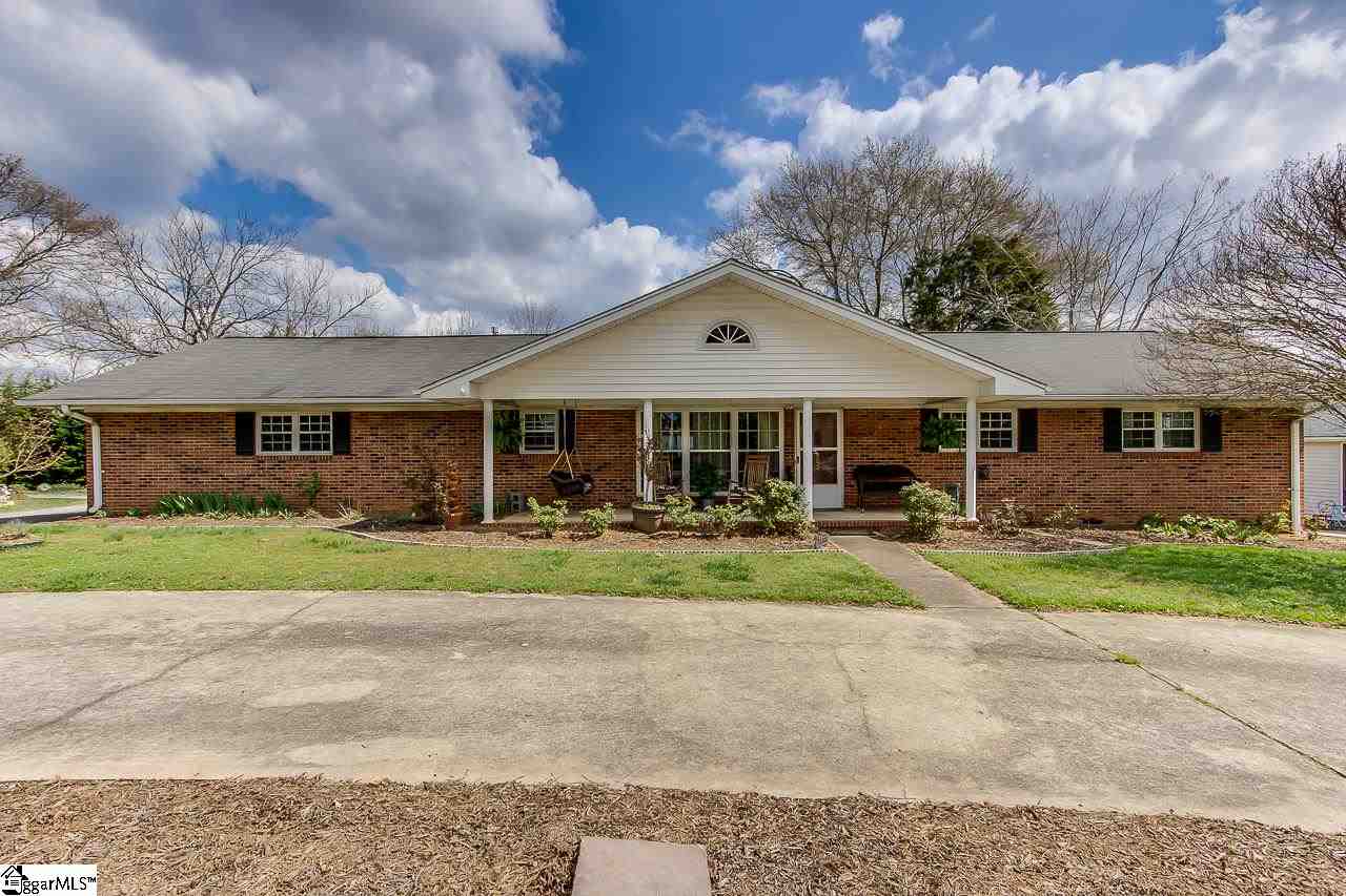 305 Biltmore Road Easley, SC 29640 - Photo 1 of 1 Gallery Image 1
