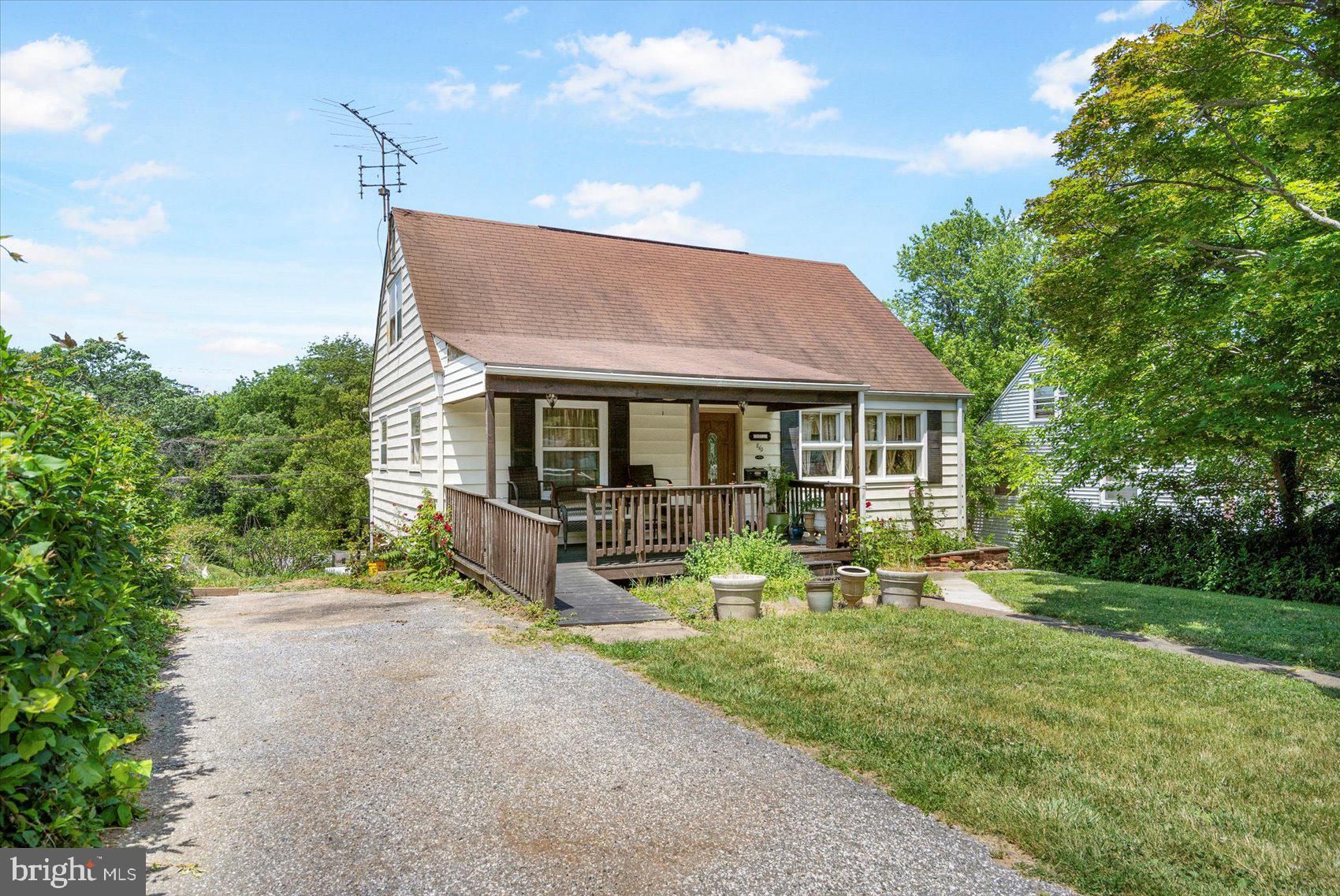 810 Cliffedge Road Pikesville, MD 21208 - Photo 1 of 39 Gallery Image 1